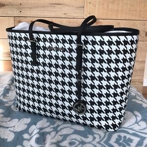 Michael Kors houndstooth jet set travel tote
