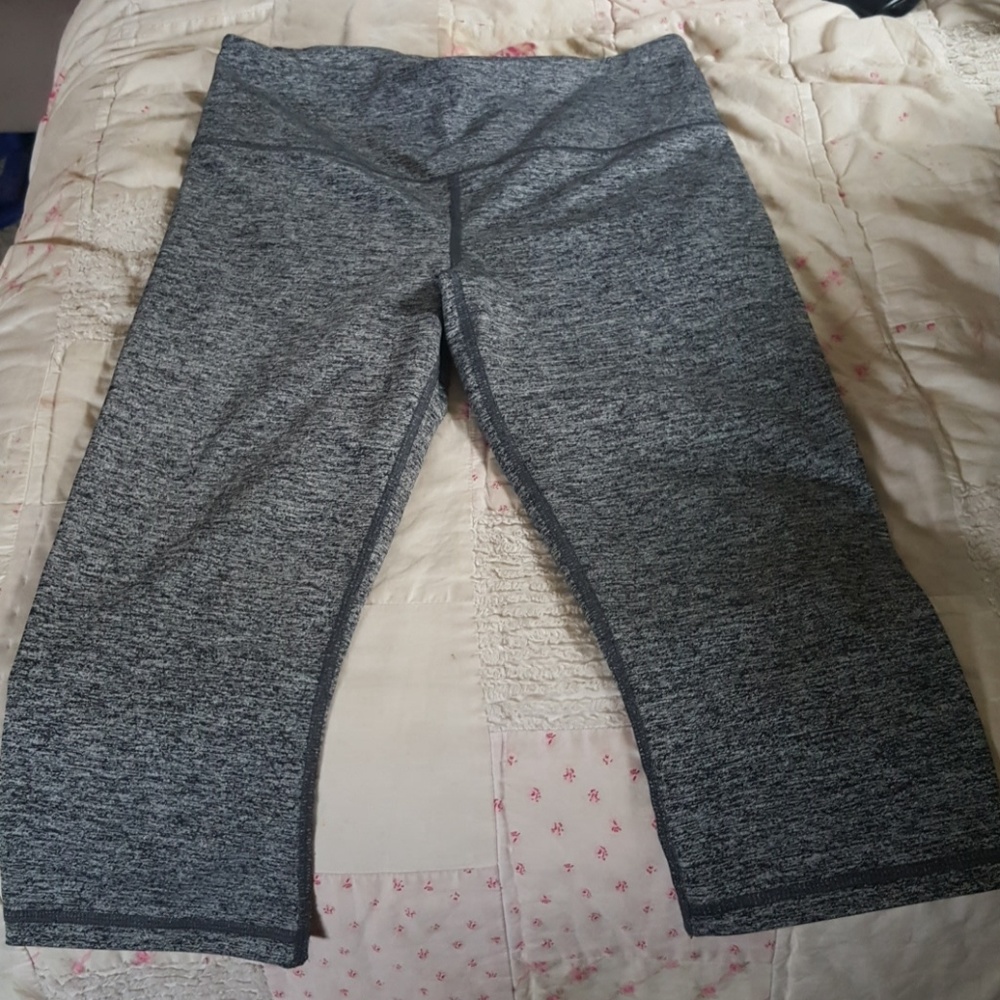 Victoria's secret crop leggings