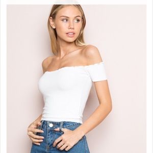 NWOT BRANDY MELVILLE JESSIE TOP