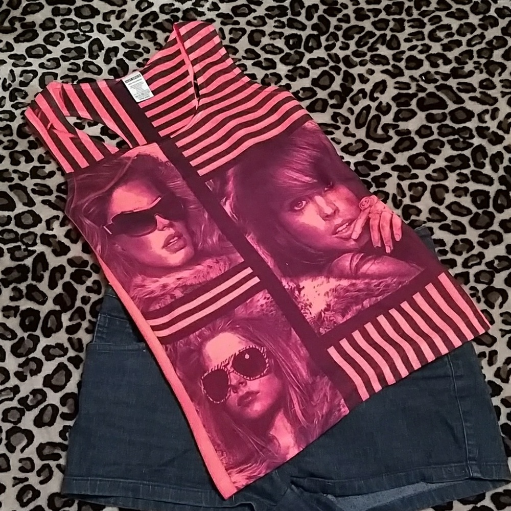Hot Spice Bright Orange/Black Top