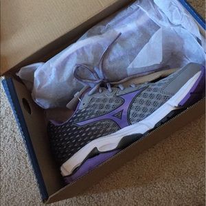 Women's Mizuno Wave Rider 18