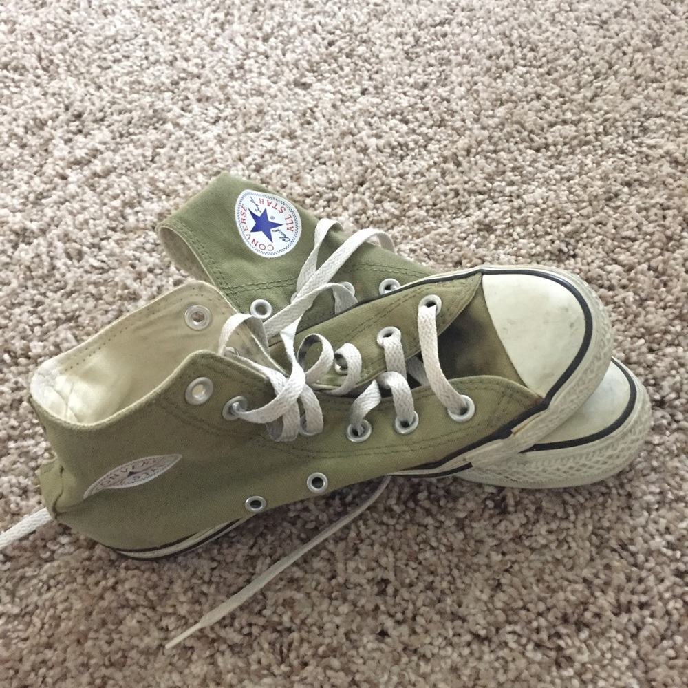 Green converse!