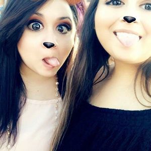 Meet your Posher, Tania