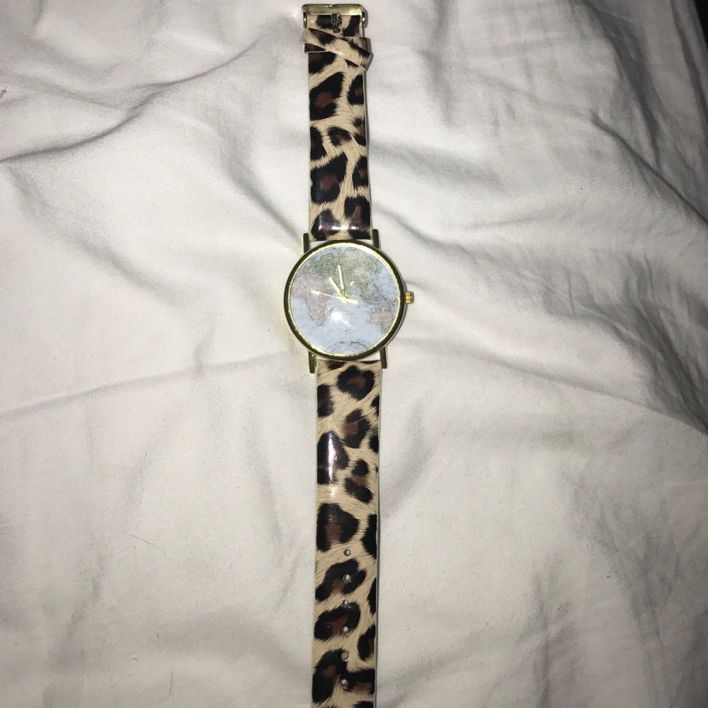 Gorgeous Globe Watch