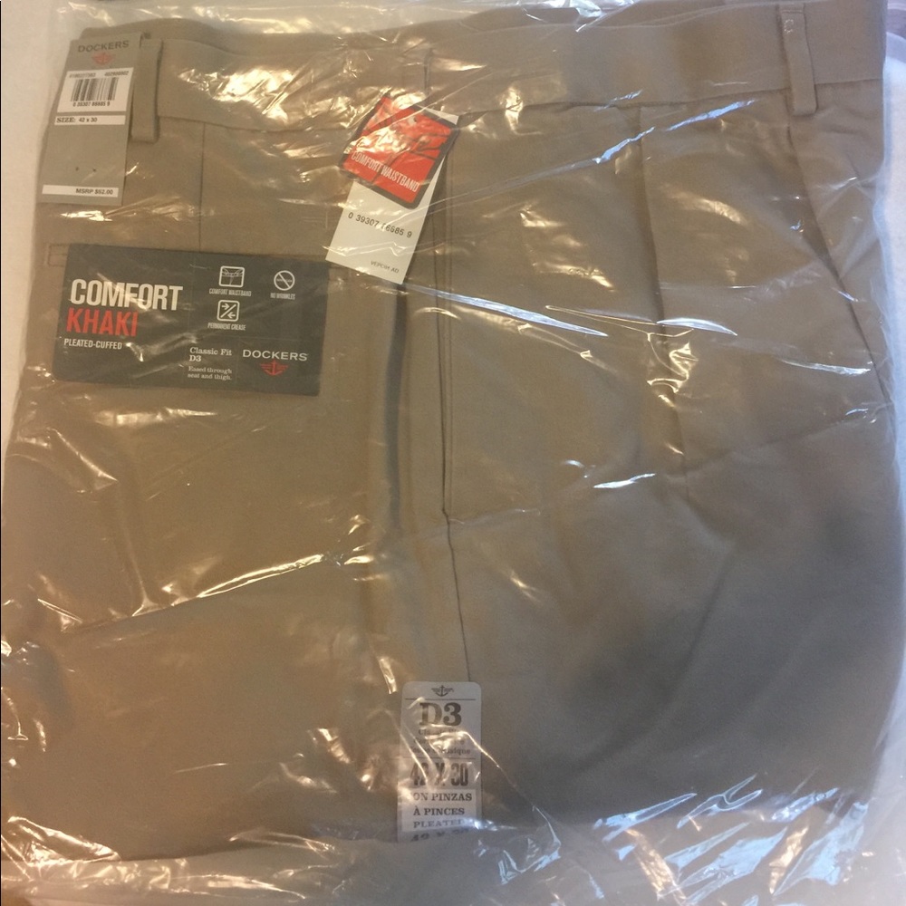 Brand new men's Dockers