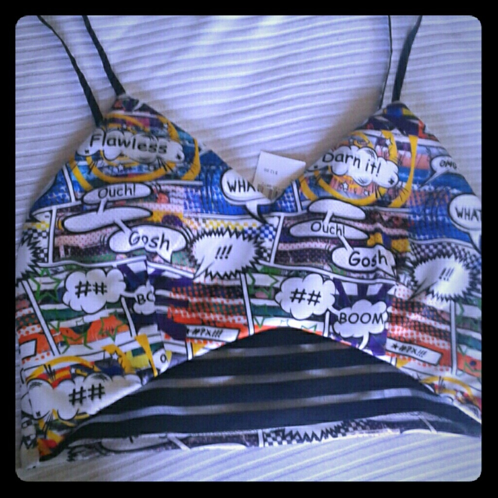 Comic Sweetheart Crop Top