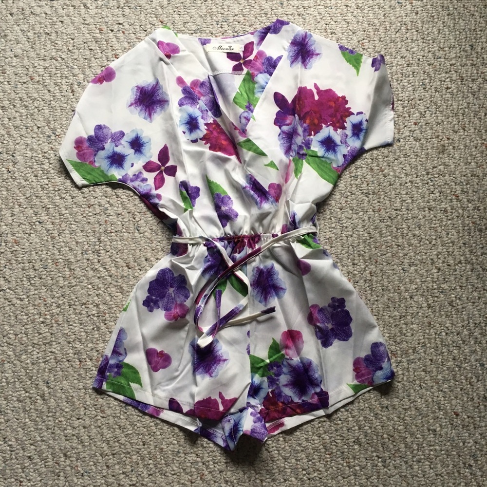 beautiful romper! NWT