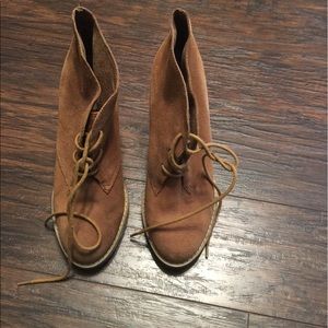 ALDO Ankle Heel Boots Size 40 GUC