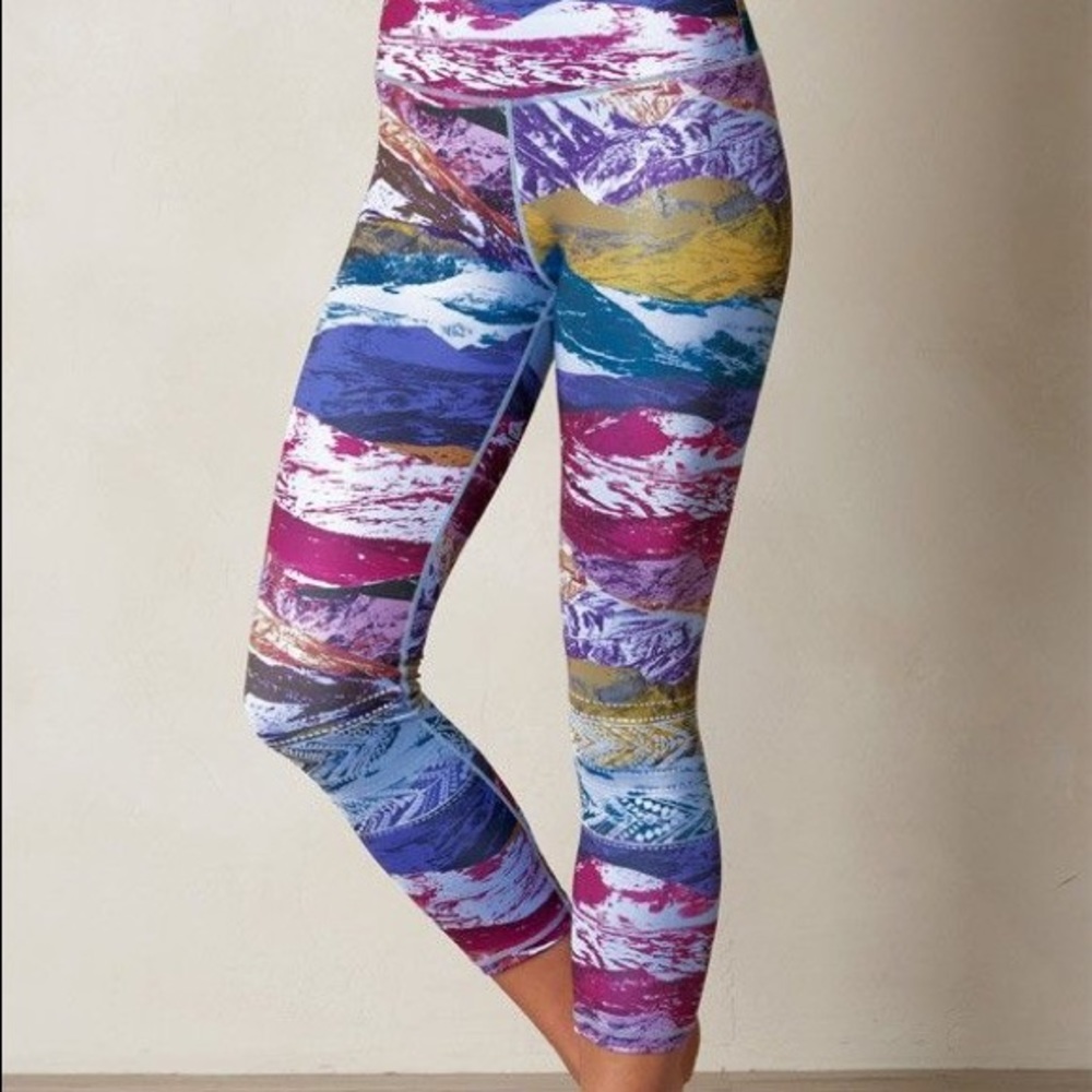 Prana Roxanne Leggings/Capris in Mountain Print
