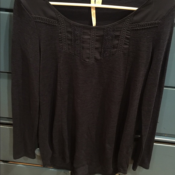 NAVY SHEER/KNIT BLOUSE - Picture 1 of 2