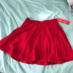Size M, Red Skirt