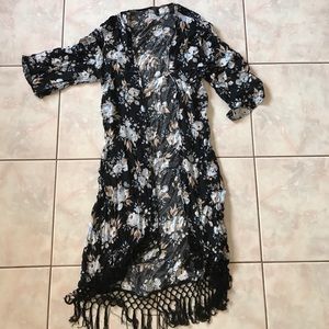 Floral kimono size small