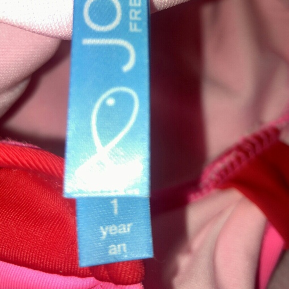 Beautiful pink 1 year old swimsuit - Picture 3 of 3