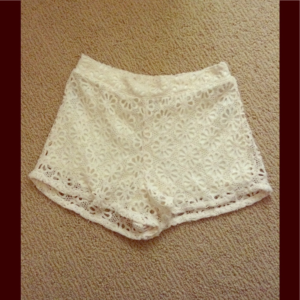Ivory Flower Lace Shorts