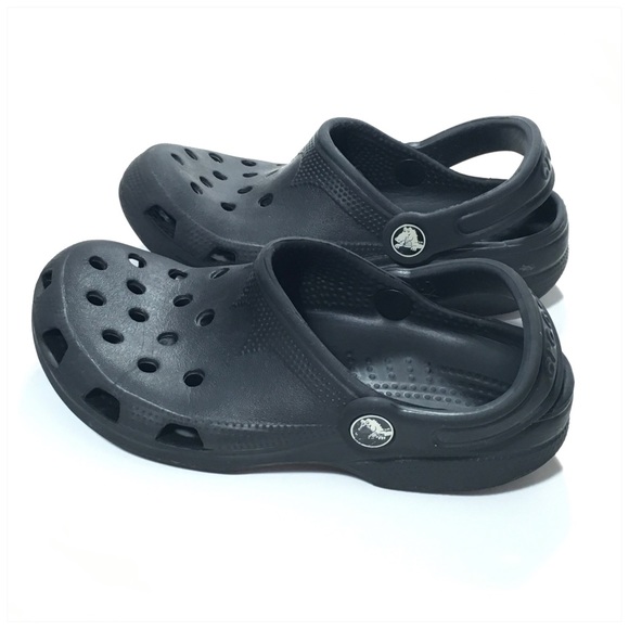 crocs $4