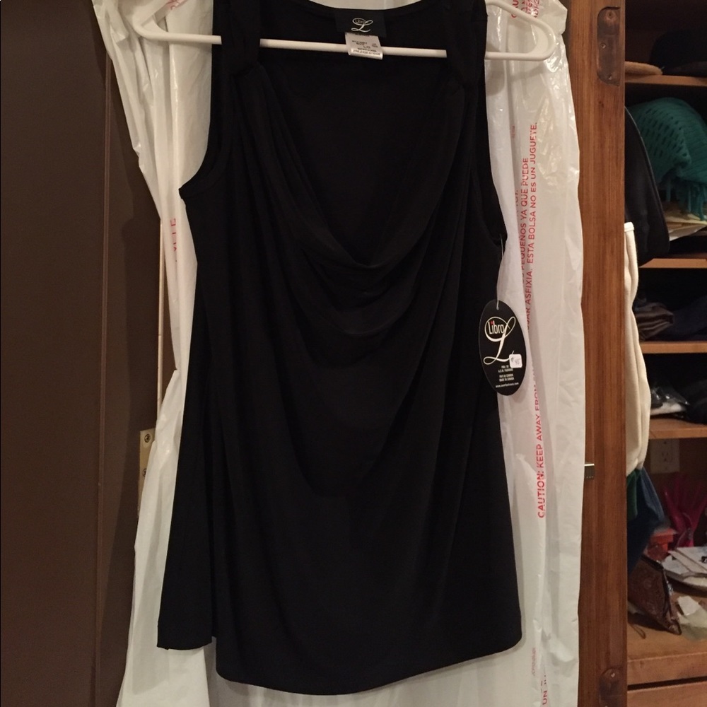 Libra Black sleeveless top L