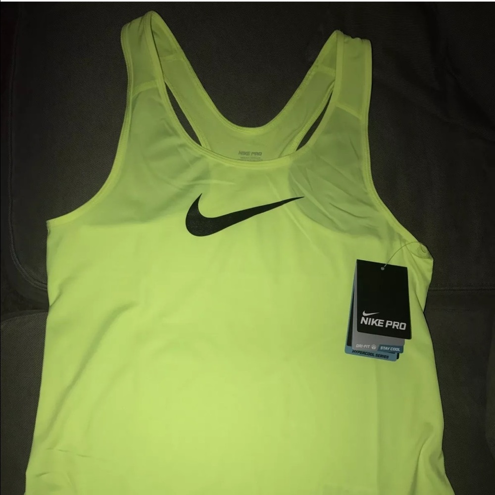 Women's Nike tank size M