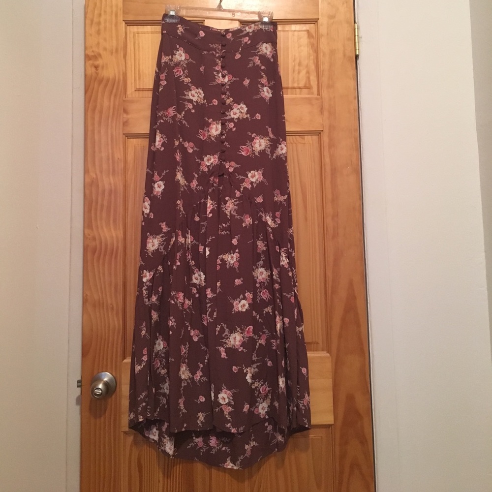 Flynn Skye mauve floral skirt