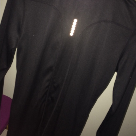 Nike dry fit running half zip up - Picture 3 of 4