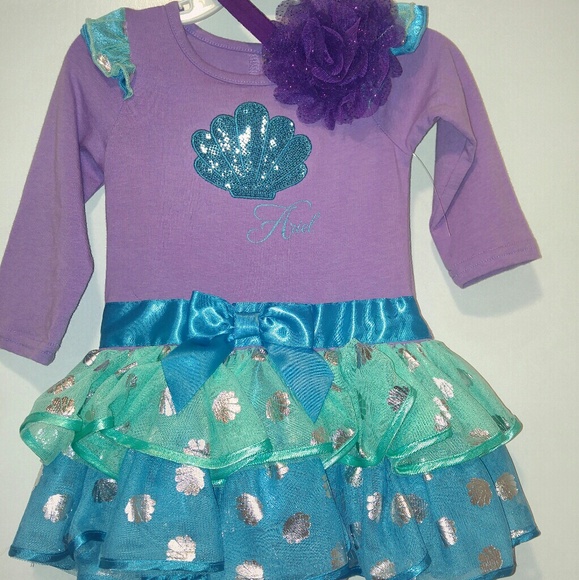 Ariel dress...never been worn - Picture 1 of 3