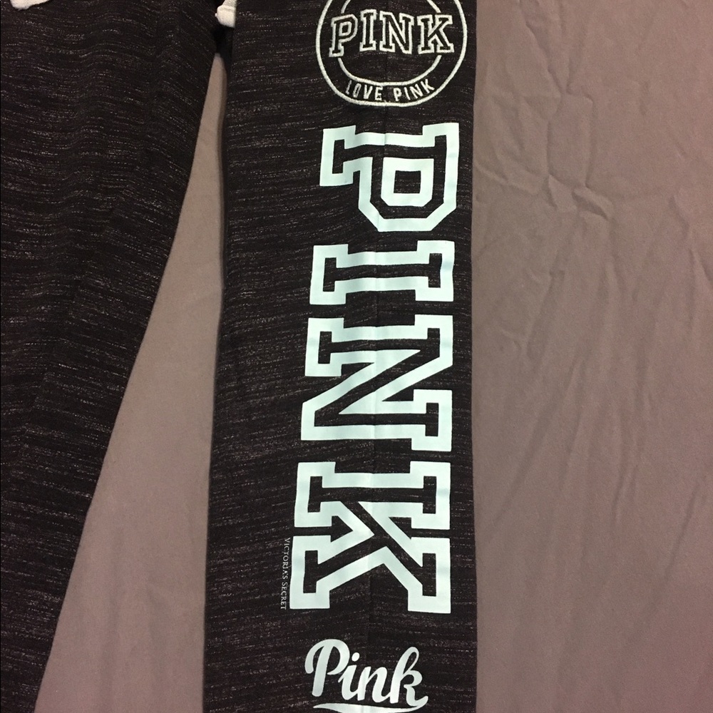 VS Pink gym pants