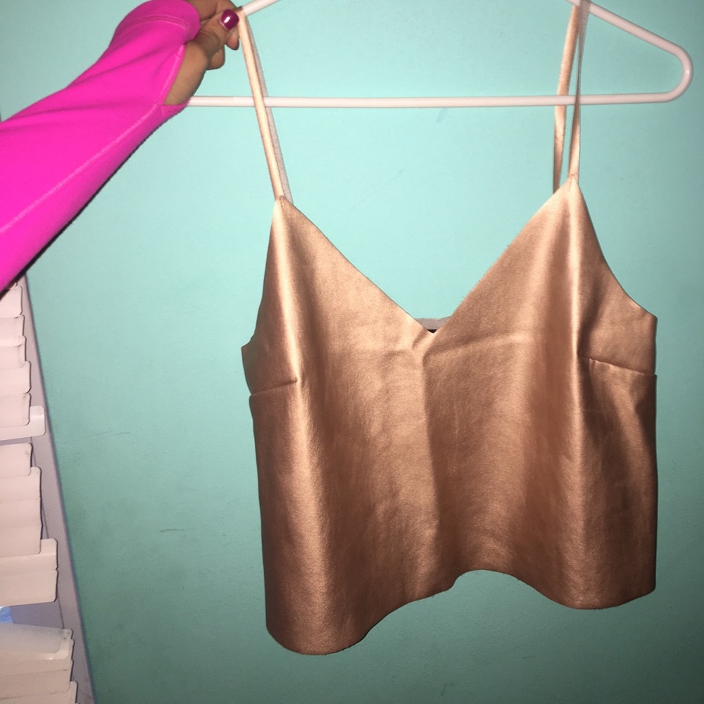 Kendal and Kylie tank
