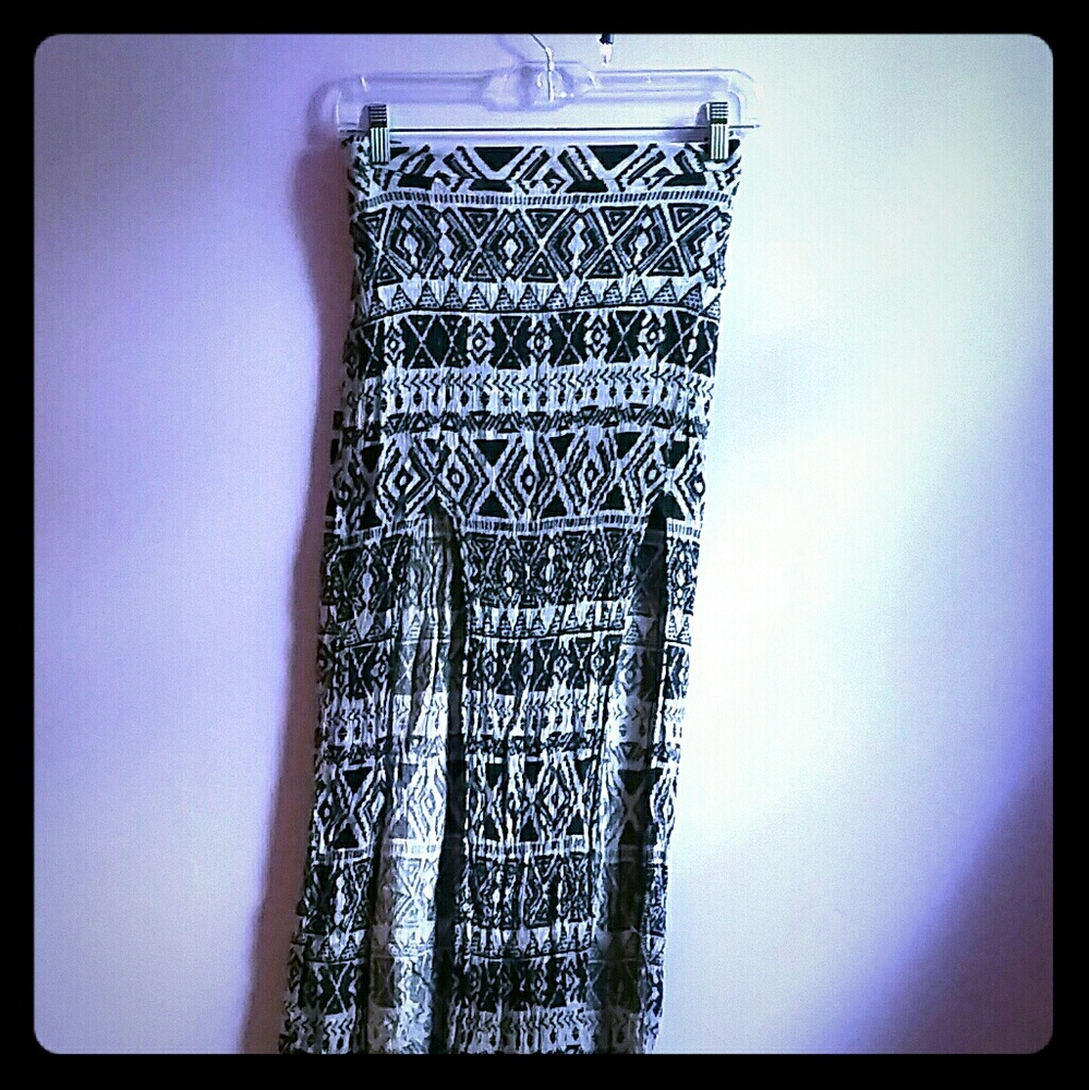 Tribal print maxi skirt