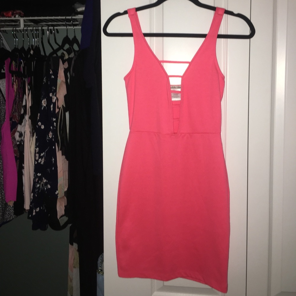 NWOT hot pink bodycon dress