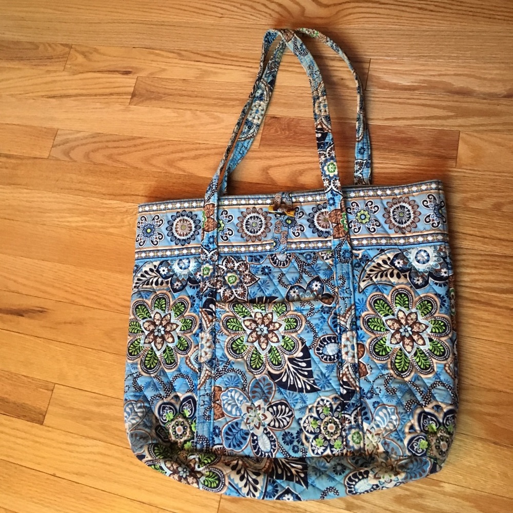 Vera Bradley Tote/ Shoulder Bag