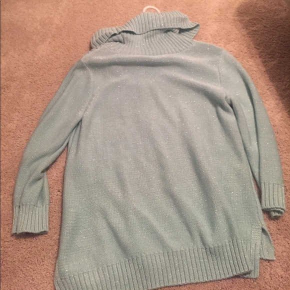 Blue top - Picture 3 of 3