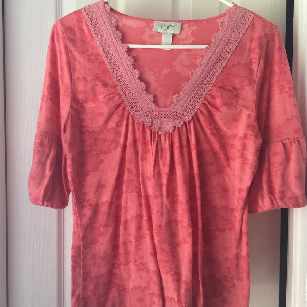 Ann Taylor Loft top
