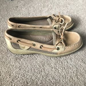sperry boat shoes