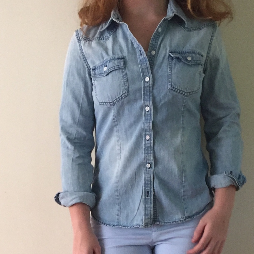 Light Chevron button down - Picture 2 of 2