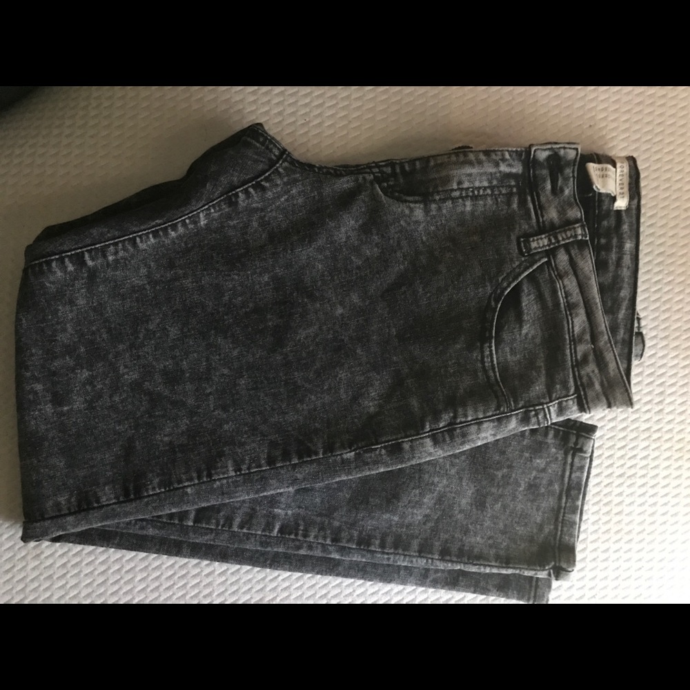 Forever 21 skinny jeans