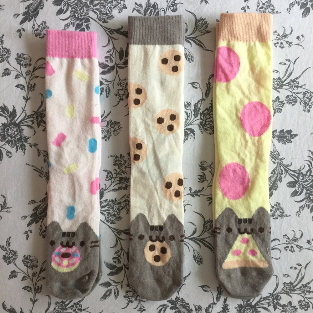Pusheen Socks
