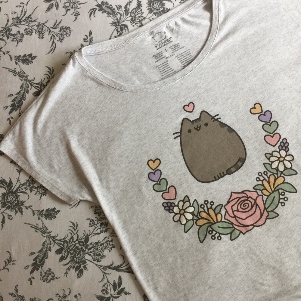 Pusheen Ladies Relaxed Tee