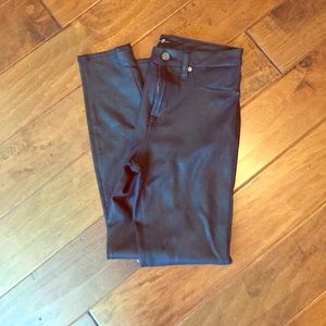 Trendy "leather" 7 Jeans