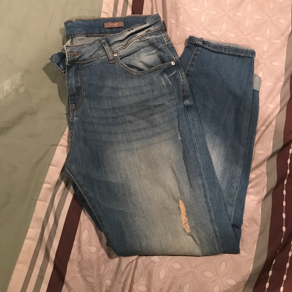 Mng jeans . Like new. Good condition.