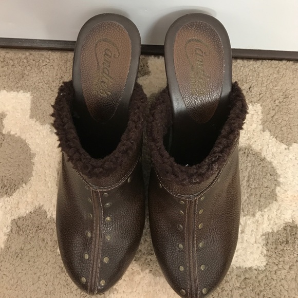 Platform heel with gold studs sz 10 - Picture 2 of 4