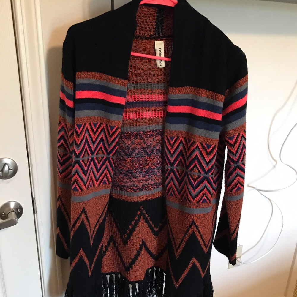 Patterned Light weight Cardigan