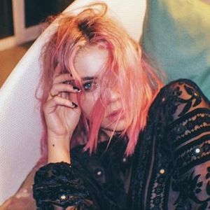 Meet your Posher, Colour