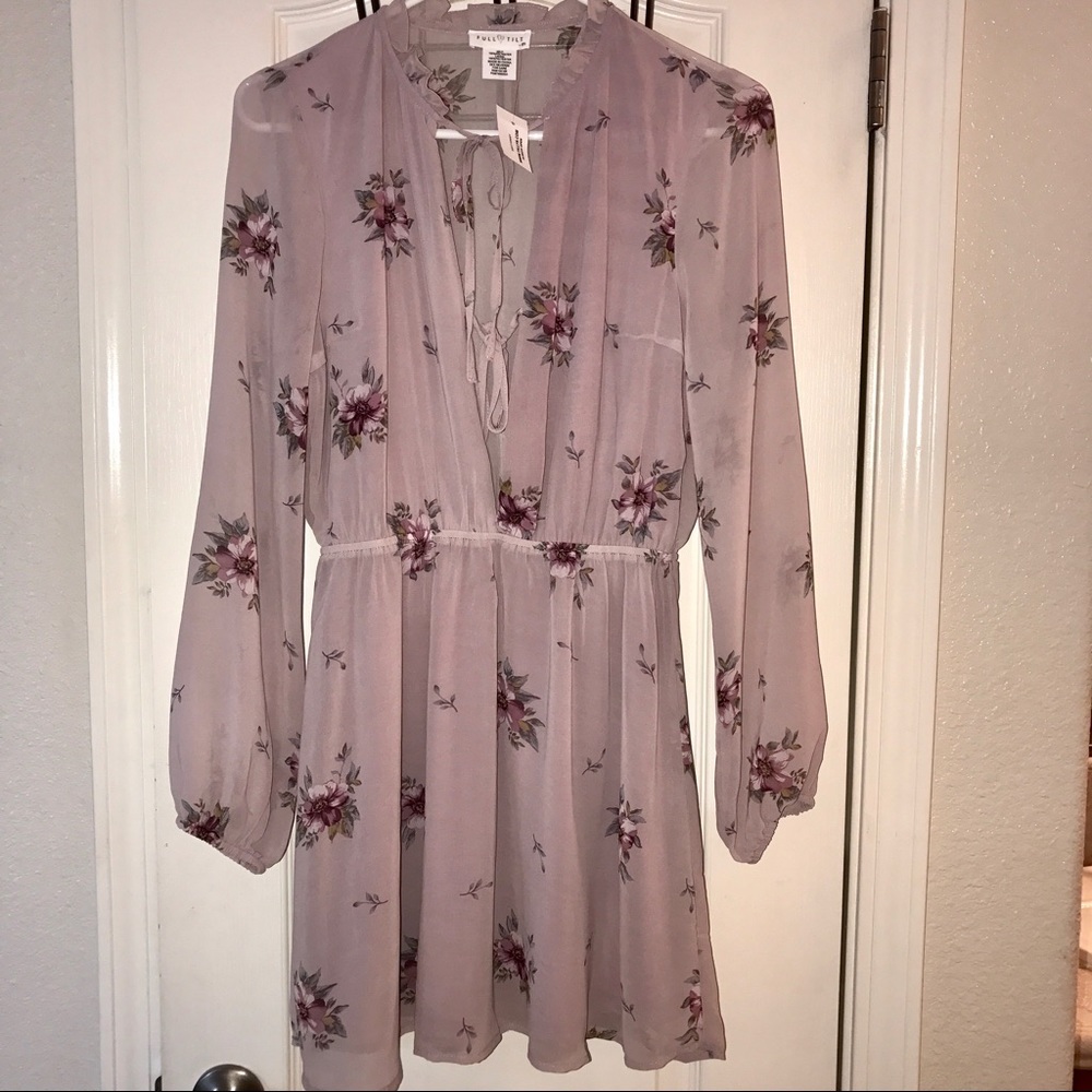 🌸Full Tilt Dusty Floral Dress🌸 - Picture 2 of 4