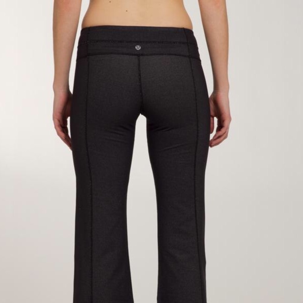 Lululemon groove yoga pants