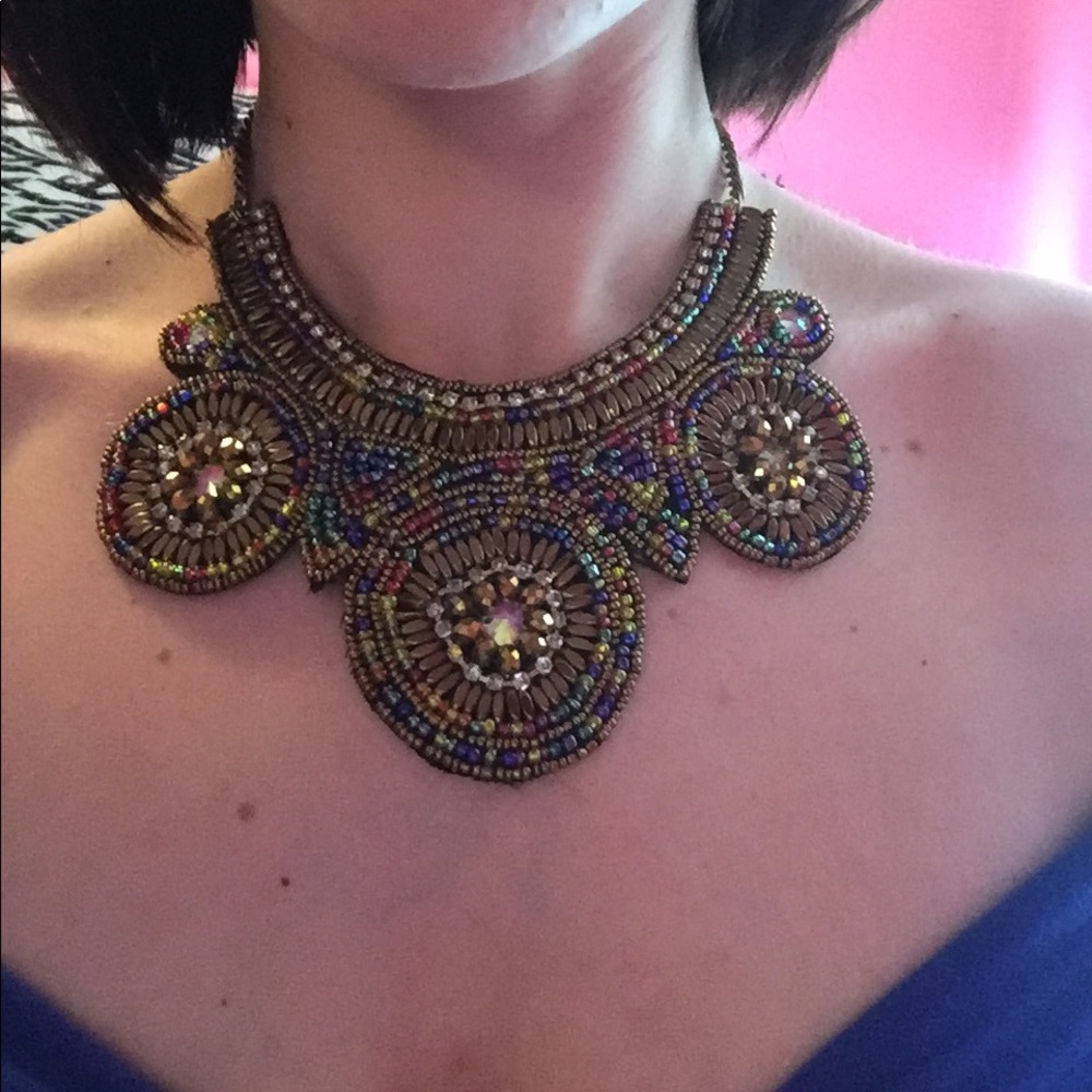 Statement necklace