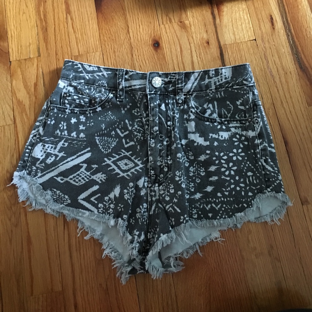 BDG high waisted printed shorts