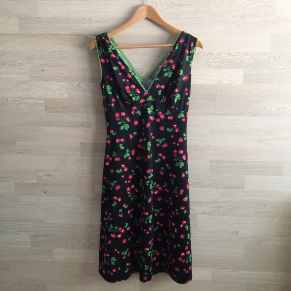 Sold Pinup Couture Black Cherry Dress - Picture 4 of 8