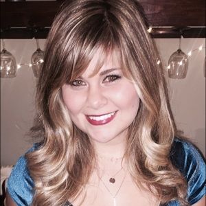 Meet your Posher, Lauren