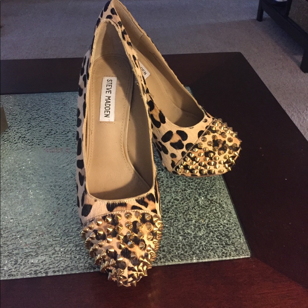 Steve Madden Leopard, studded Heels