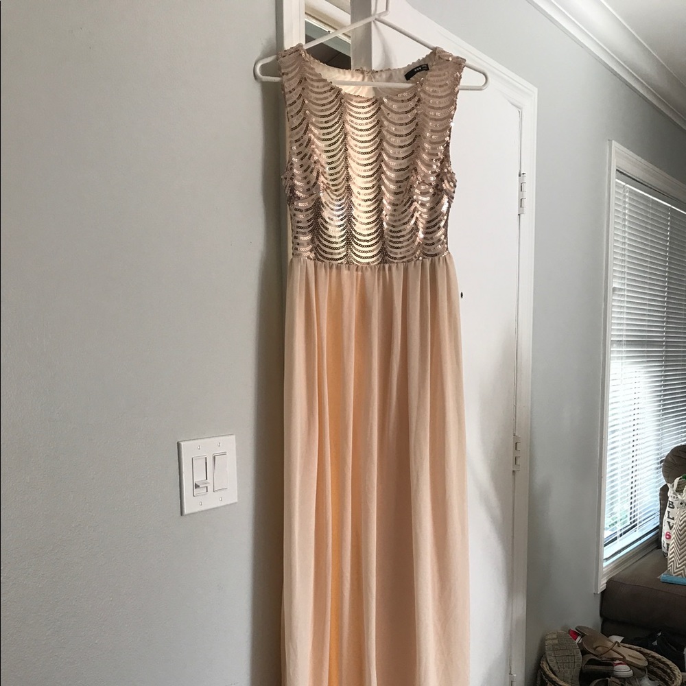 ASOS blush bridesmaid dress US 6/ UK 10