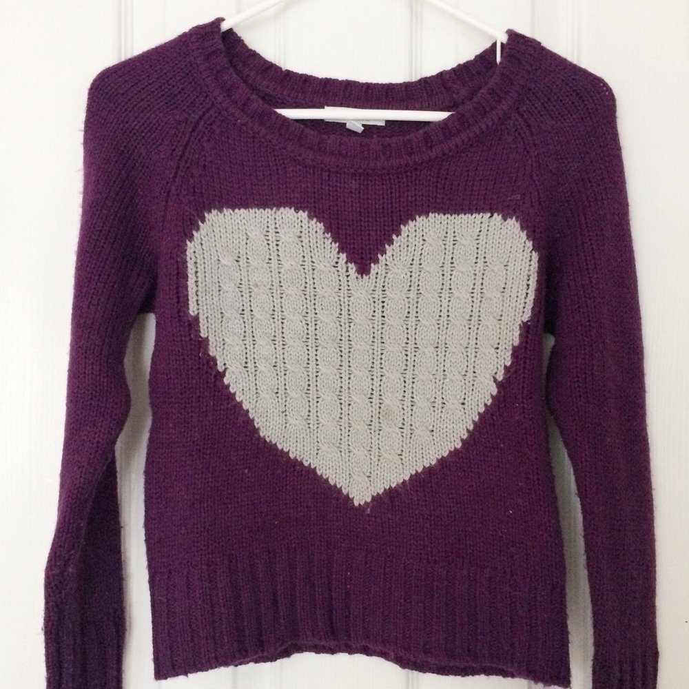 🌼Purple/Gray Heart Knit Sweater